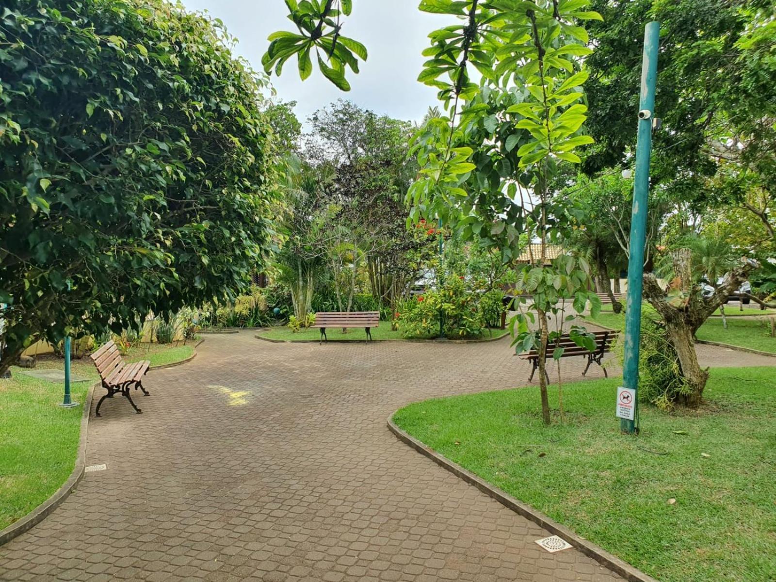 Casa Com 04 Quartos, 200 Metros Da De Manguinhos Holiday home *